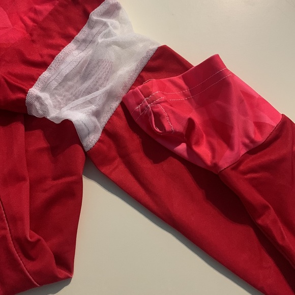 pullover shirt and leggings by Lilly - Picture 3 of 9